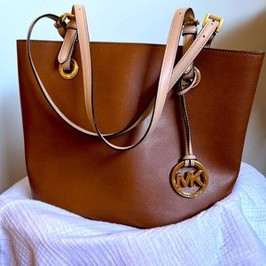Michael Kors Tote